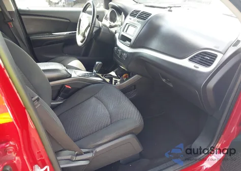 2016 Dodge Journey Crossroad z USA, uszkodzony, nr VIN 3C4PDCGB9GT158295